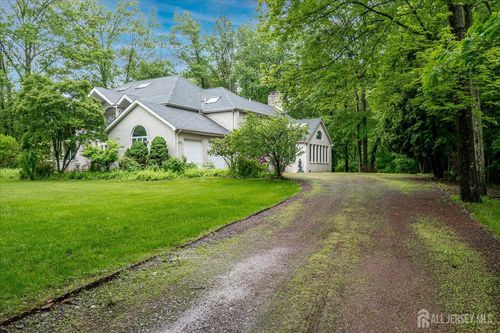 16 Benedek Rd, Princeton, NJ, 08540-2228 | Card Image
