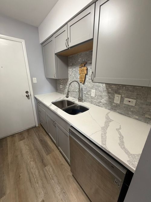 3-15716 Terrace Dr, Oak Forest, IL, 60452-2897 | Card Image