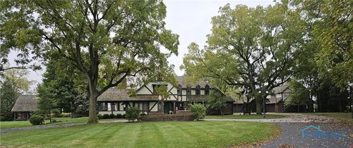 9430 Township Road 108, New Riegel, OH, 44853-9726 | Card Image