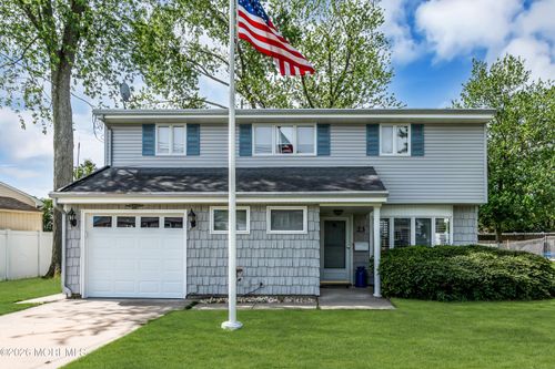23 Albert Dr, Old Bridge, NJ, 08857-2530 | Card Image