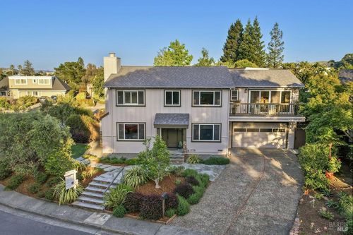 55 Meadowood Dr, Larkspur, CA, 94939-1540 | Card Image