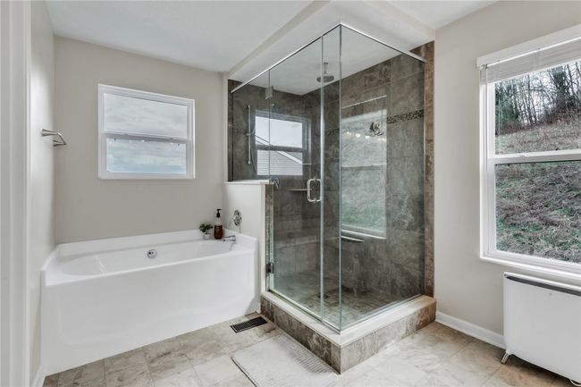 155 Rylie Dr, Townhouse with 3 bedrooms, 3 bathrooms and 2 parking in Harmony PA | Image 23
