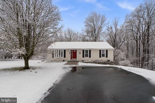 4936 Wharff Ln, ELLICOTT CITY, MD, 21043-6834 | Card Image