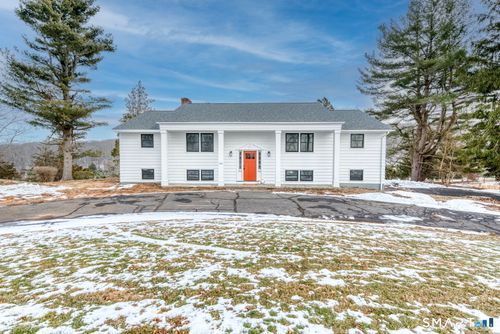 330 Coleman Rd, Middletown, CT, 06457-5020 | Card Image