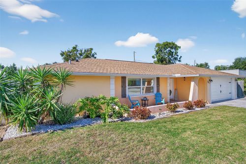 701 Charlotte Ave, Tarpon Springs, FL, 34689-2106 | Card Image