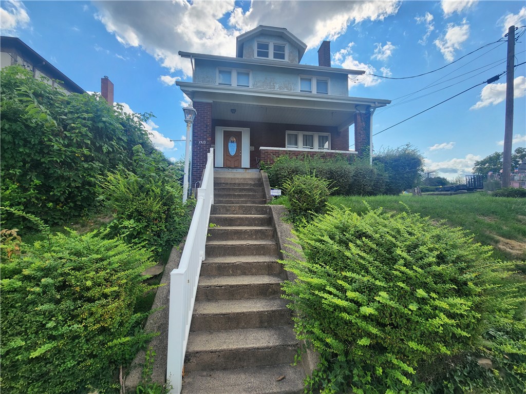 Grandview Ave, Mckeesport, PA 15132