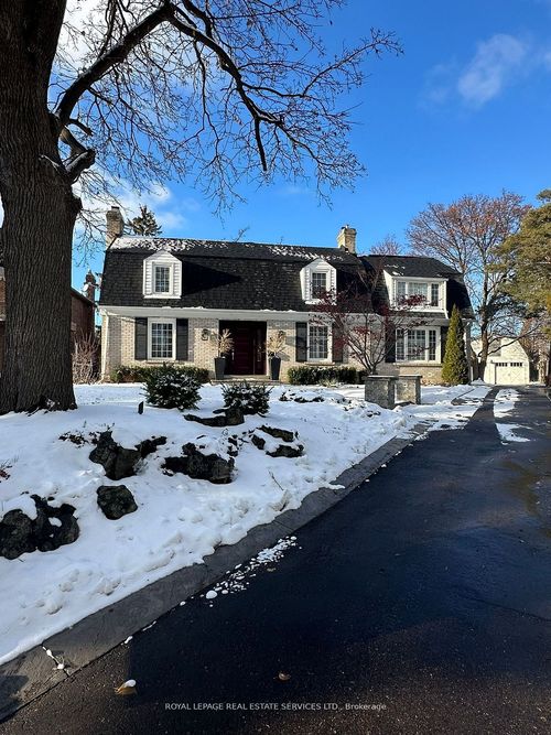 5 Pine Ridge Lane, Brampton, ON, L6W1G6 | Card Image