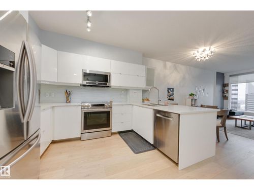 10152 104 St Nw, Edmonton, AB, T5J0B6 | Card Image