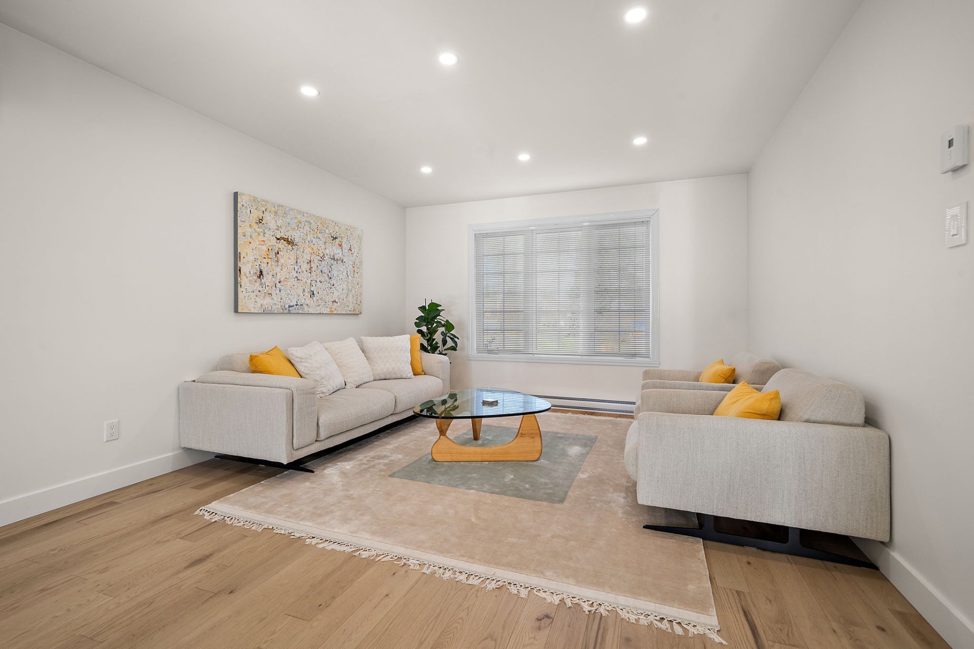 Residential Lease in Longueuil (Le Vieux-Longueuil) 4