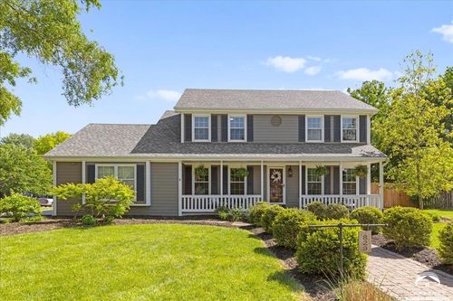 829 Prescott Dr, Lawrence, KS, 66049-3662 | Card Image
