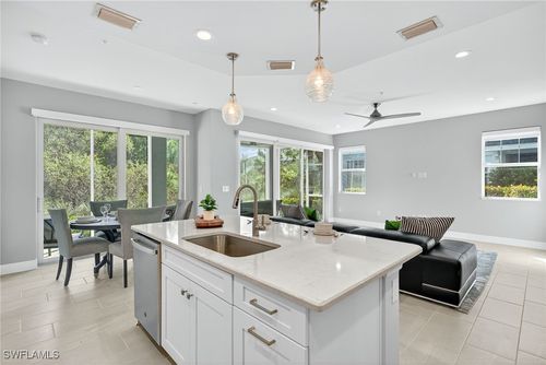 904-2554 Seychelles Dr, Naples, FL, 34112 | Card Image