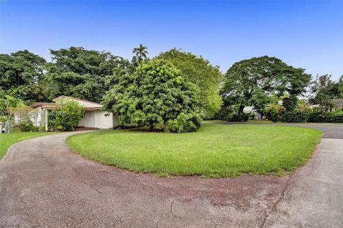 3255 Sw 60th Ave, Miami, FL, 33155-4044 | Card Image