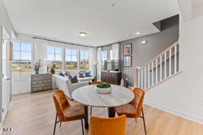 Dining to Living | Image 6