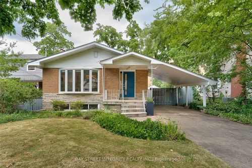 391 Maple Ave, Oakville, ON, L6J2J1 | Card Image
