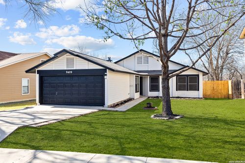 9409 Autumn Branches, San Antonio, TX, 78254-5812 | Card Image