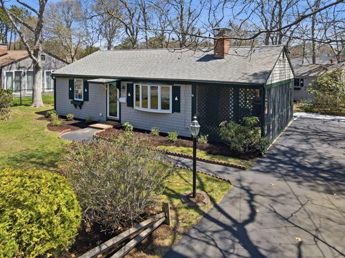 28 Pine Grove Rd, South Yarmouth, MA, 02664-5237 | Card Image
