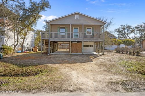 228 Ne 52nd Street, Oak Island, NC, 28465 | Card Image