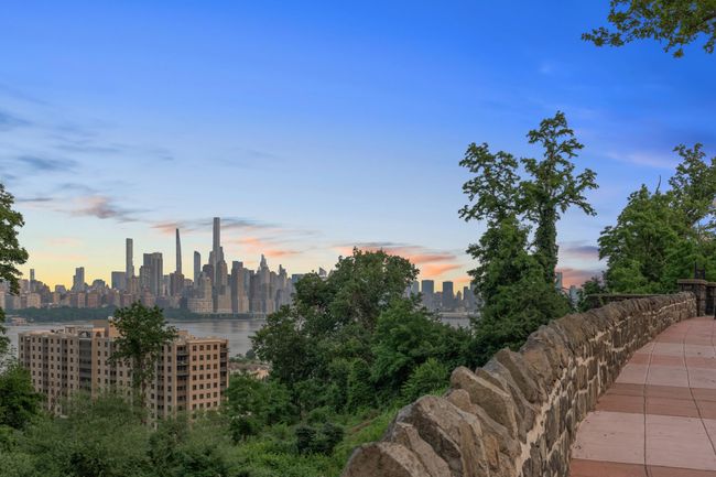 APT-2F - 8400 Boulevard E, Home with 1 bedrooms, 1 bathrooms and null parking in North Bergen NJ | Image 27
