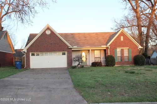 7338 Alexander Rd, Olive Branch, MS, 38654-4114 | Card Image