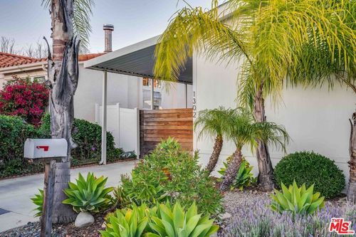 1302 Zuni Ln, Topanga, CA, 90290 | Card Image