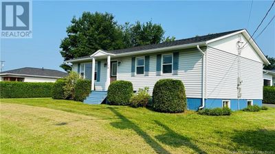 134 Kirkpatrick St, House other with 4 bedrooms, 2 bathrooms and null parking in Woodstock NB | Image 2