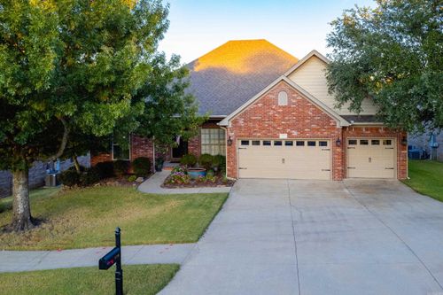 308 Commentry Way, Little Rock, AR, 72223-4598 | Card Image