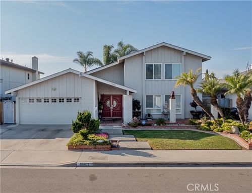 15901 Mills Cir, Westminster, CA, 92683-7627 | Card Image