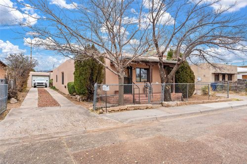 613 Paulin Street, Santa Fe, NM, 87505 | Card Image