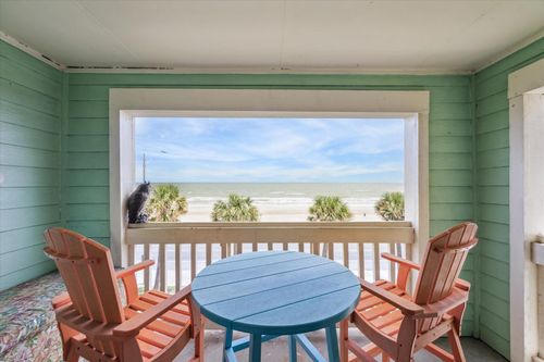 636-7000 Seawall Blvd, Galveston, TX, 77551-2082 | Card Image