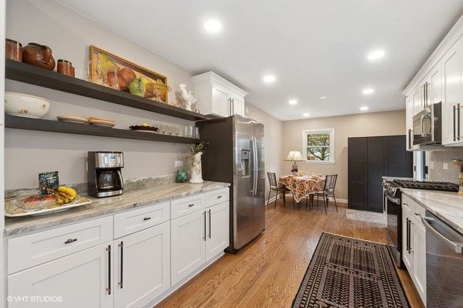 315 Glenview Rd, House other with 3 bedrooms, 2 bathrooms and 4 parking in Glenview IL | Image 6