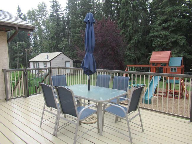 3318 Township Road 400, House other with 4 bedrooms, 4 bathrooms and 6 parking in Rural Lacombe County AB | Image 41