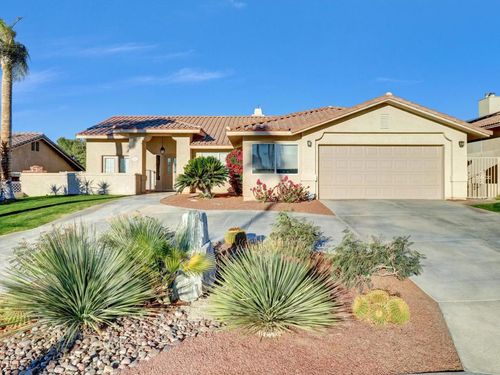 8567 Clubhouse Blvd, Desert Hot Springs, CA, 92240-1123 | Card Image