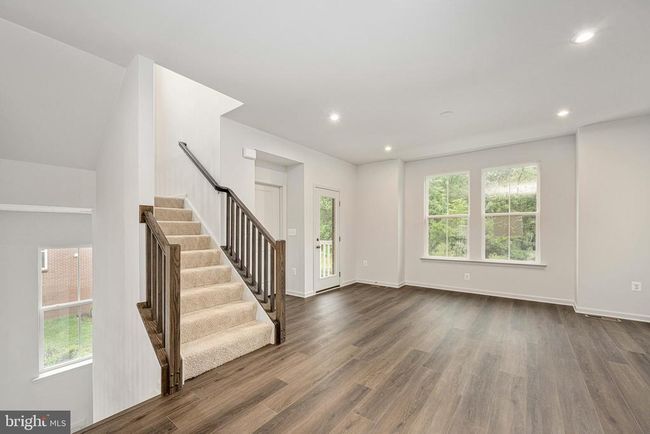 10170 Queens Way, Townhouse with 4 bedrooms, 4 bathrooms and null parking in MANASSAS VA | Image 15