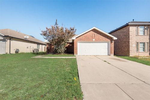 9708 Westmere Ln, Fort Worth, TX, 76108-4432 | Card Image