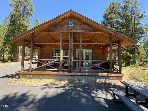 142015 Blue Sky Way, Crescent Lake, OR, 97733-7013 | Card Image