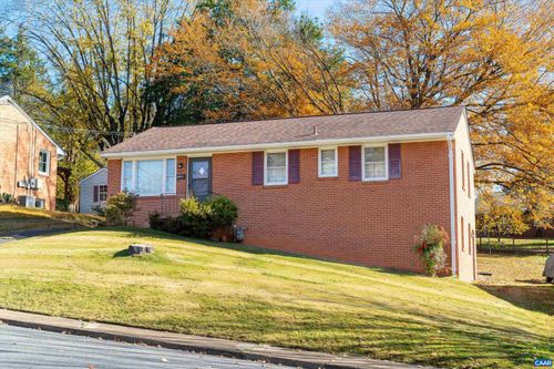 331 Camellia Dr, CHARLOTTESVILLE, VA, 22903-4210 | Card Image