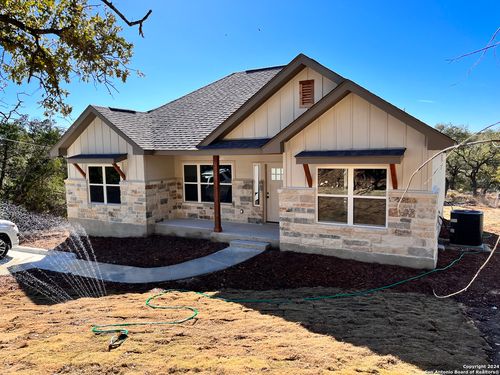 946 Cypress Dr, Canyon Lake, TX, 78133-2640 | Card Image