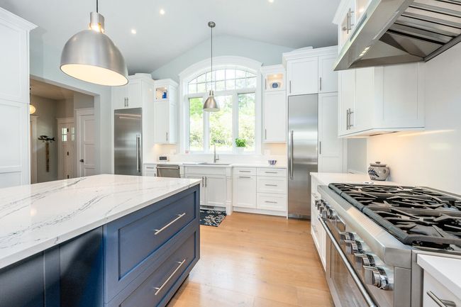 Kitchen | Image 8