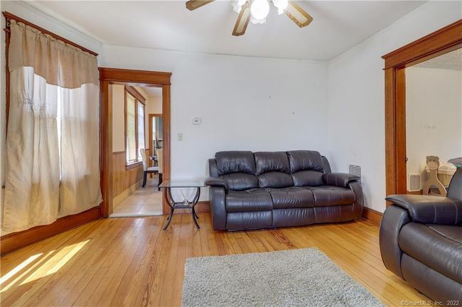 19 5 Th St, Home with 5 bedrooms, 3 bathrooms and null parking in Ansonia CT | Image 10