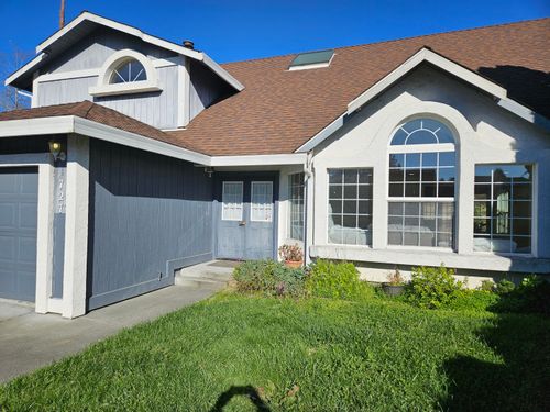 1727 Bluejay Ct, Fortuna, CA, 95540-3360 | Card Image