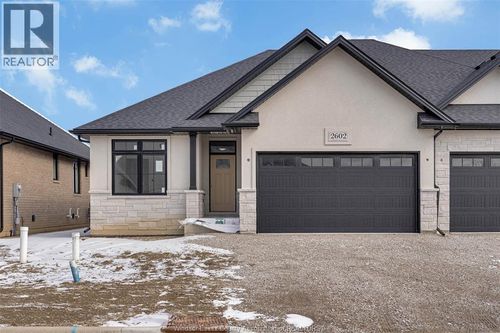 2602 Barkley Ave, Windsor, ON, N8P0G7 | Card Image