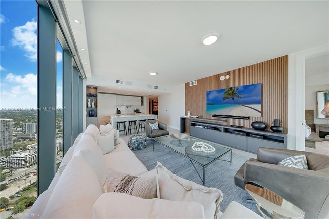 UNIT-4701 - 650 Ne 32 Nd St, Condo with 4 bedrooms, 5 bathrooms and null parking in Miami FL | Image 12