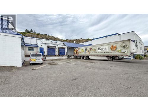 441 Victoria St W, Kamloops, BC, V2C1A6 | Card Image