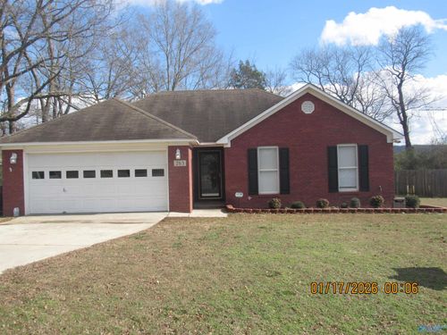 263 Falcon Ridge Dr, Huntsville, AL, 35811-8053 | Card Image