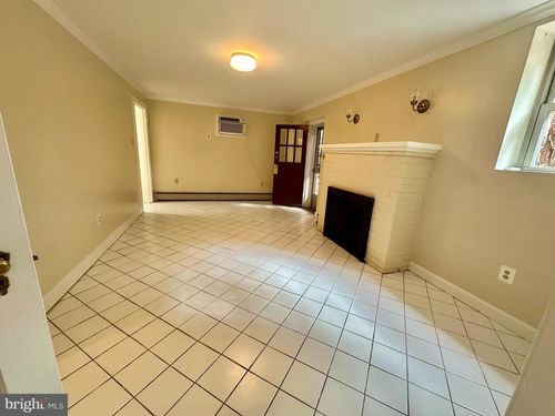unit-b-1200 S Cleveland St, ARLINGTON, VA, 22204-4811 | Card Image