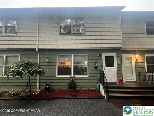 1256 Chateau Dr, East Stroudsburg, PA, 18302-9727 | Card Image