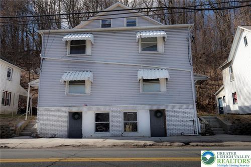 sf-522 S 1st St, Bangor, PA, 18013-2624 | Card Image