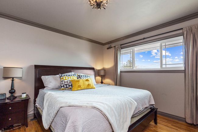 33803 4 Avenue, House other with 3 bedrooms, 1 bathrooms and 3 parking in Mission BC | Image 13