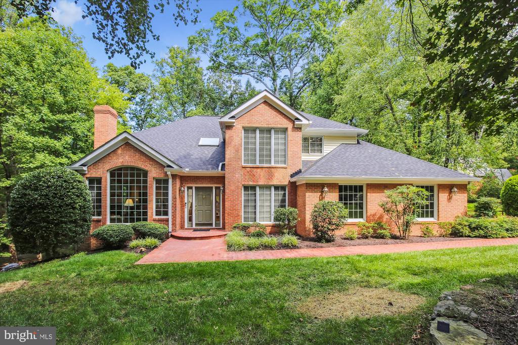 Marshall Dr, Annandale, VA 22003
