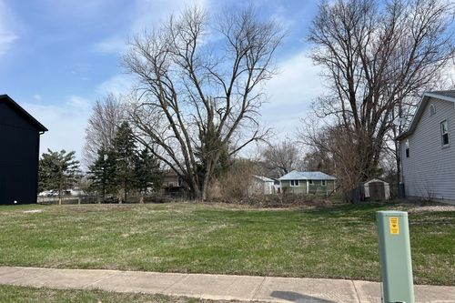 205 W 8th St, Boone, IA, 50036-1905 | Card Image